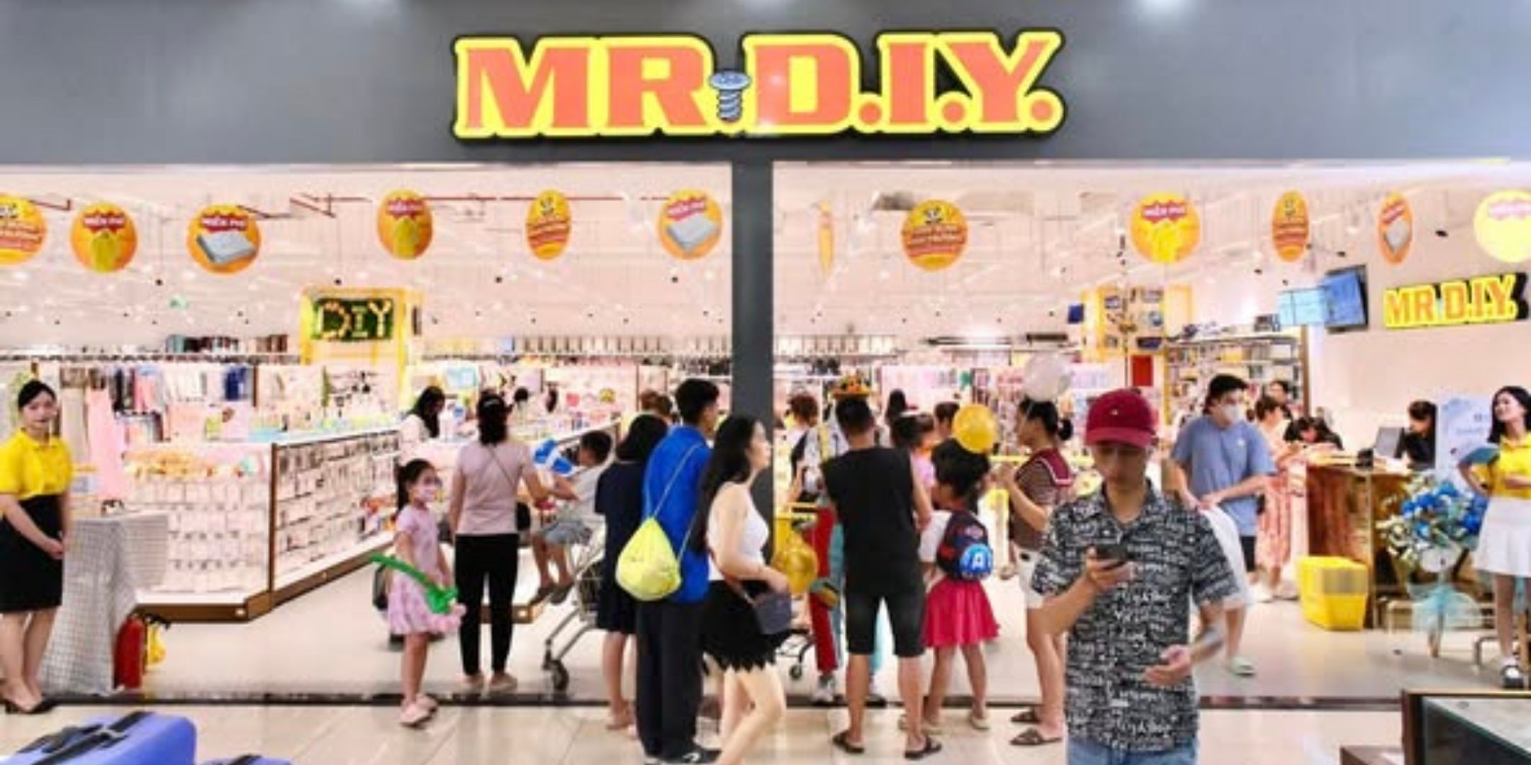 tung-bung-khai-truong-mr-d-i-y-tai-tasco-mall